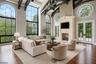 Living Room (2 of 5)