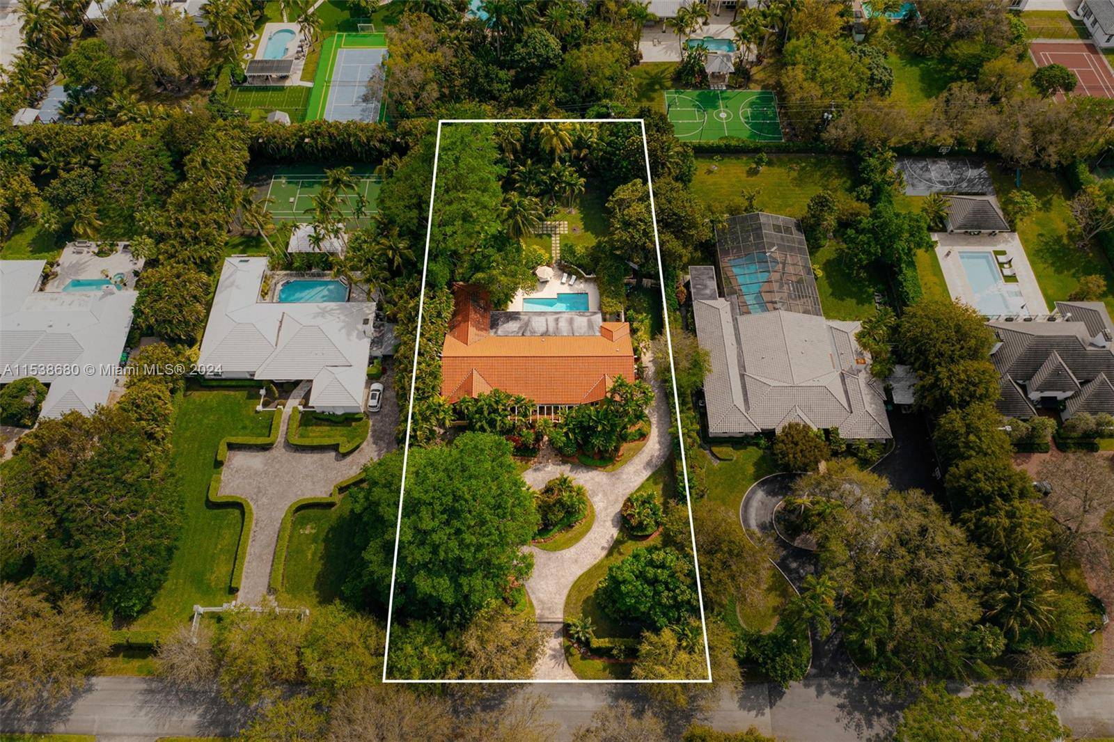 Nestled in the prestigious village of Pinecrest, Miami, this exceptional one acre lot presents a rare and enticing opportunity for discerning buyers.