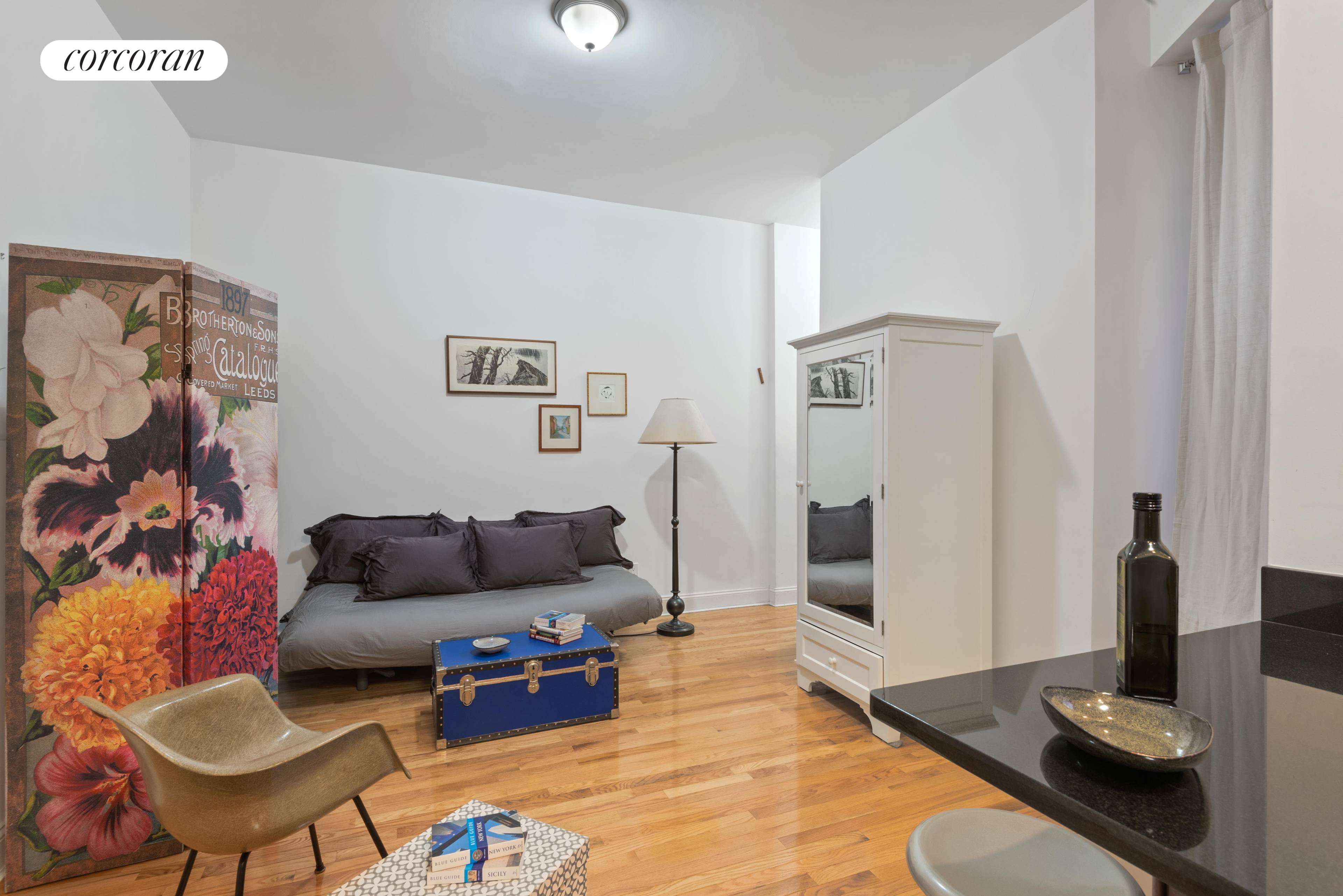 Fall in love with this stunning apartment available on the quiet, tree lined 158th Street in Washington Heights !