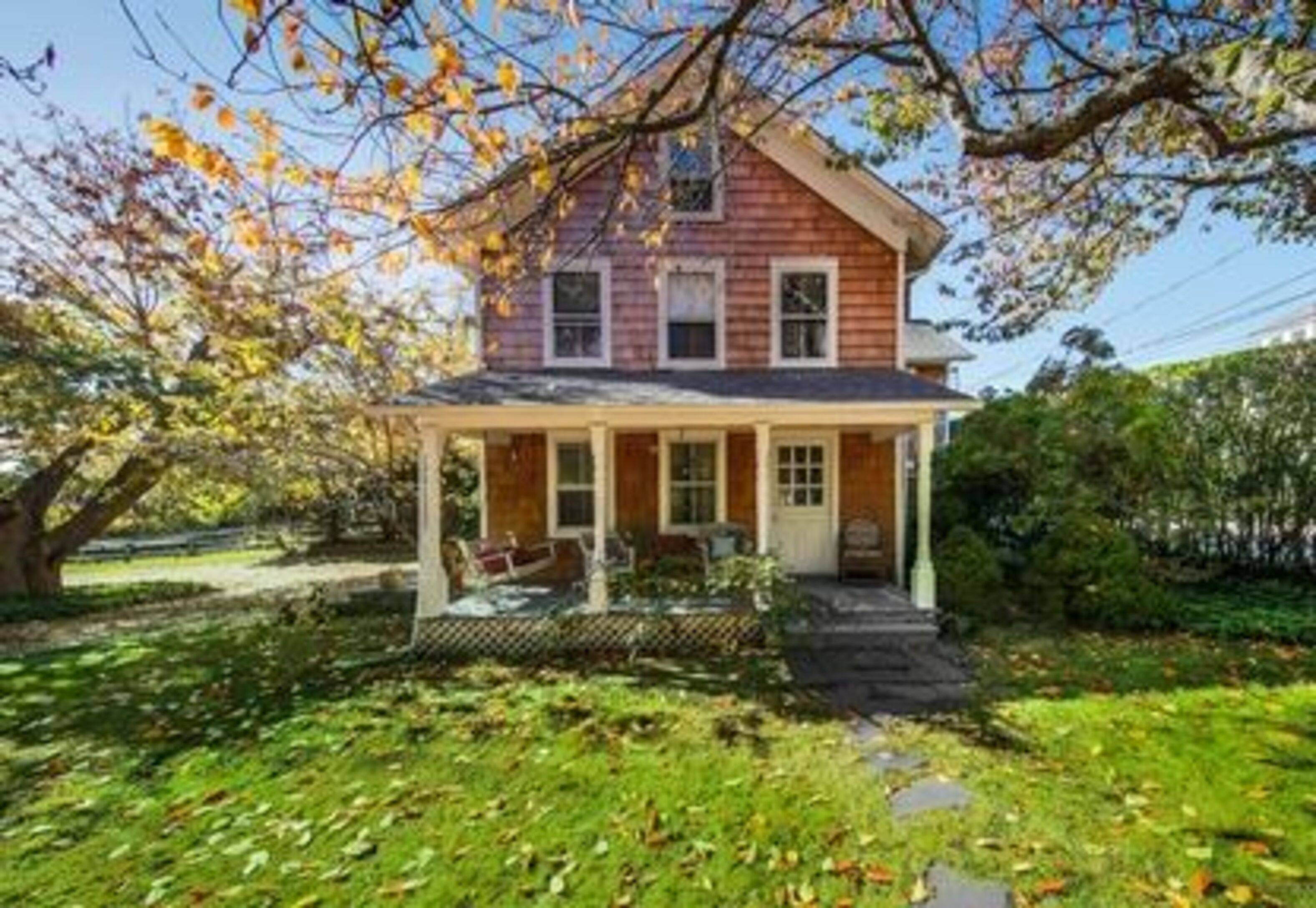 Historic Home in Amagansett Is the Perfect Summer Get-away!