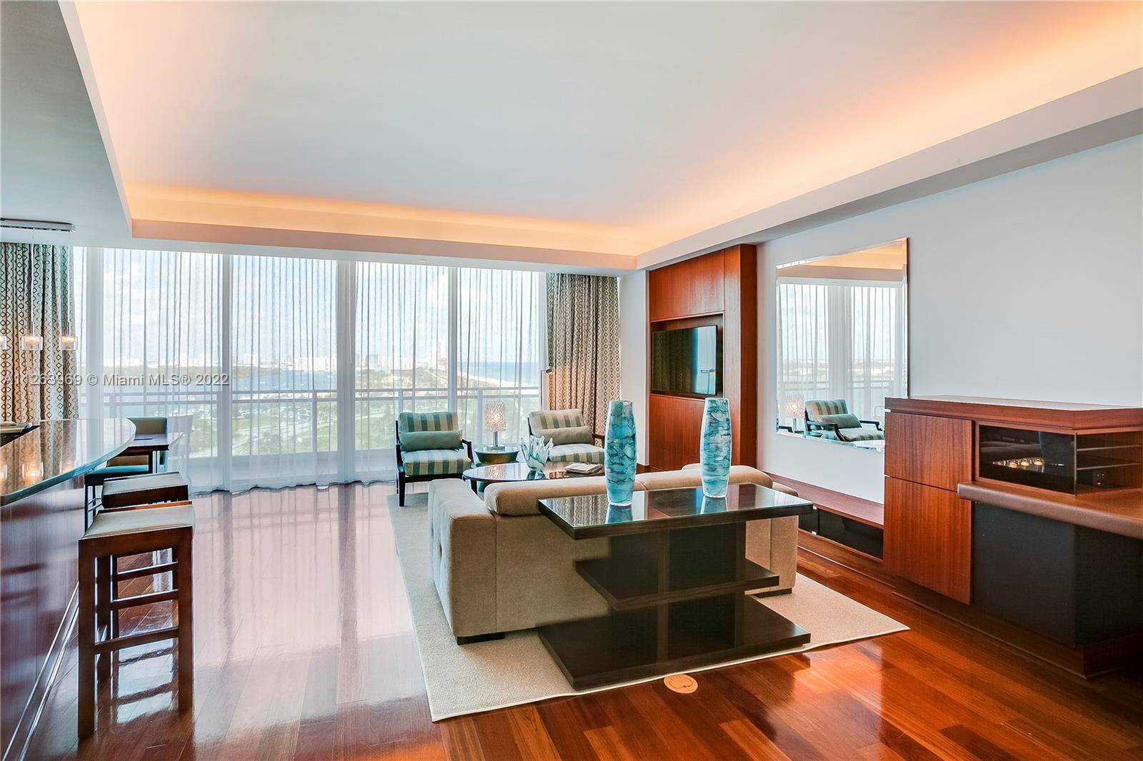 Luxe ocean suite at the Ritz ; enjoy Ritz signature 5 star amenities at a significant savings compared to the hotel rates ; 16th floor turnkey, 2 bedrooms, 2.