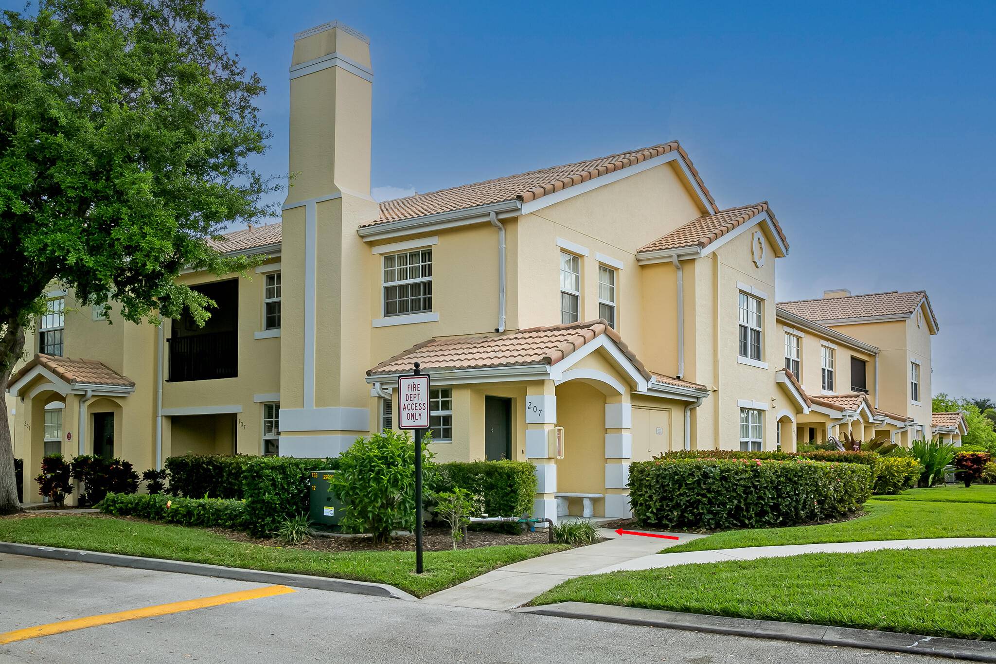 Indulge the resort style lifestyle with this 2 2 condo in desirable gated community at the Belmont at St Lucie West.