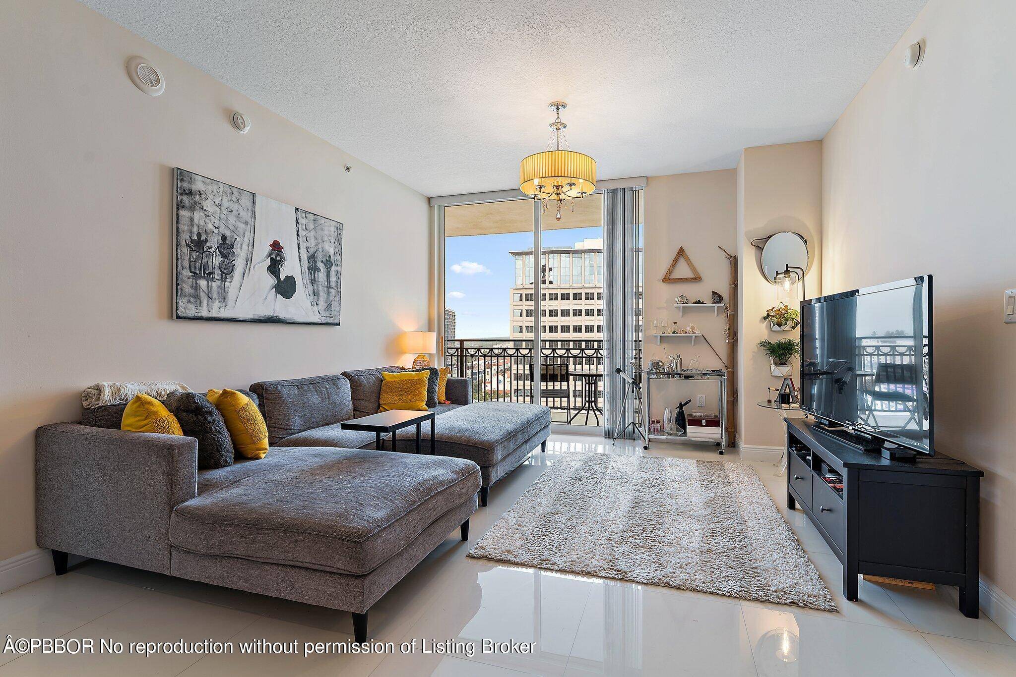 Experience captivating city and slight Intracoastal views from this stunning 2BD 2BA condo.