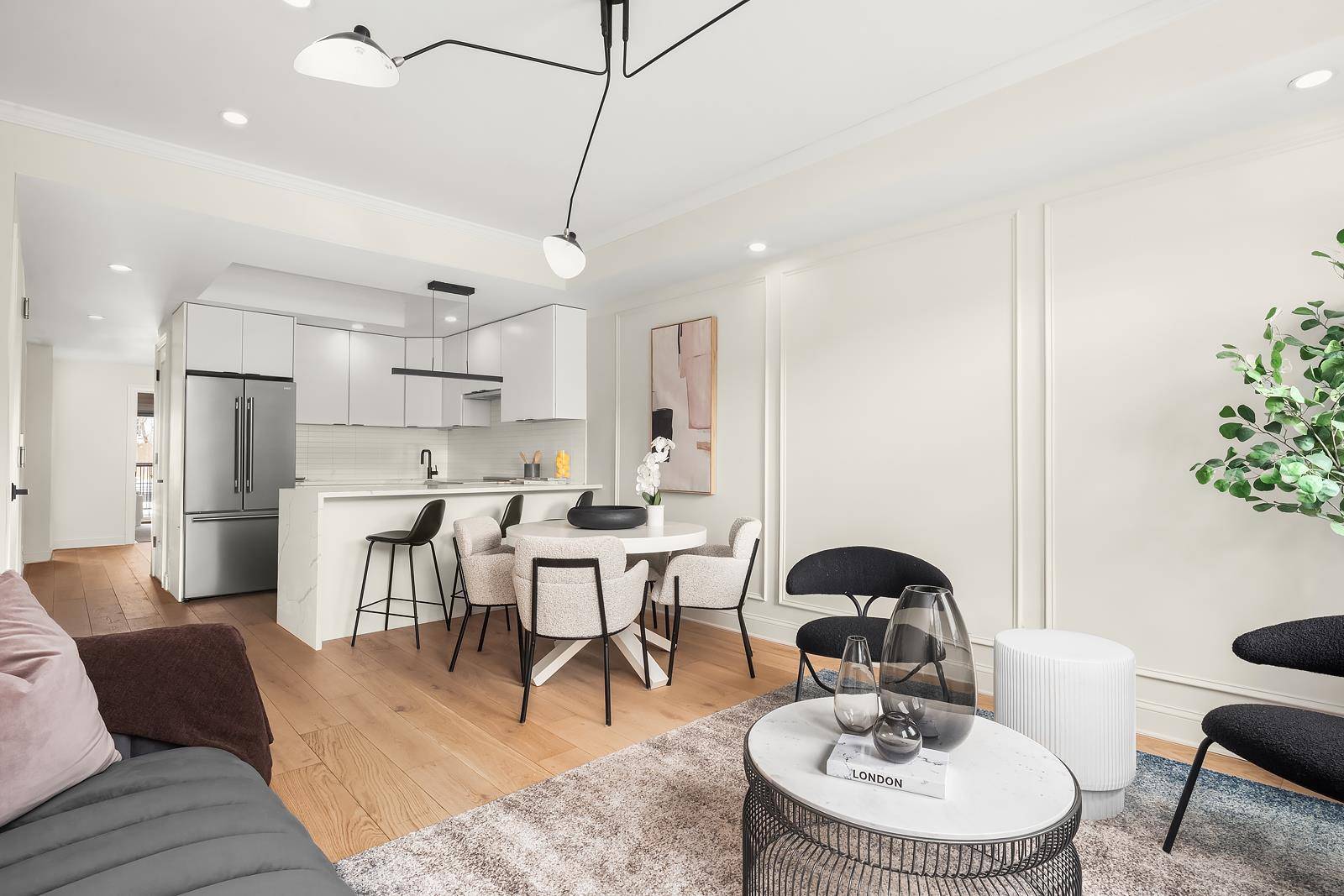 IMMEDIATE OCCUPANCY ! Welcome to 657 Baltic Street, Park Slop's newest boutiquecondominiums nestled on one of the most convenient, centrally located blocks inthe neighborhood.
