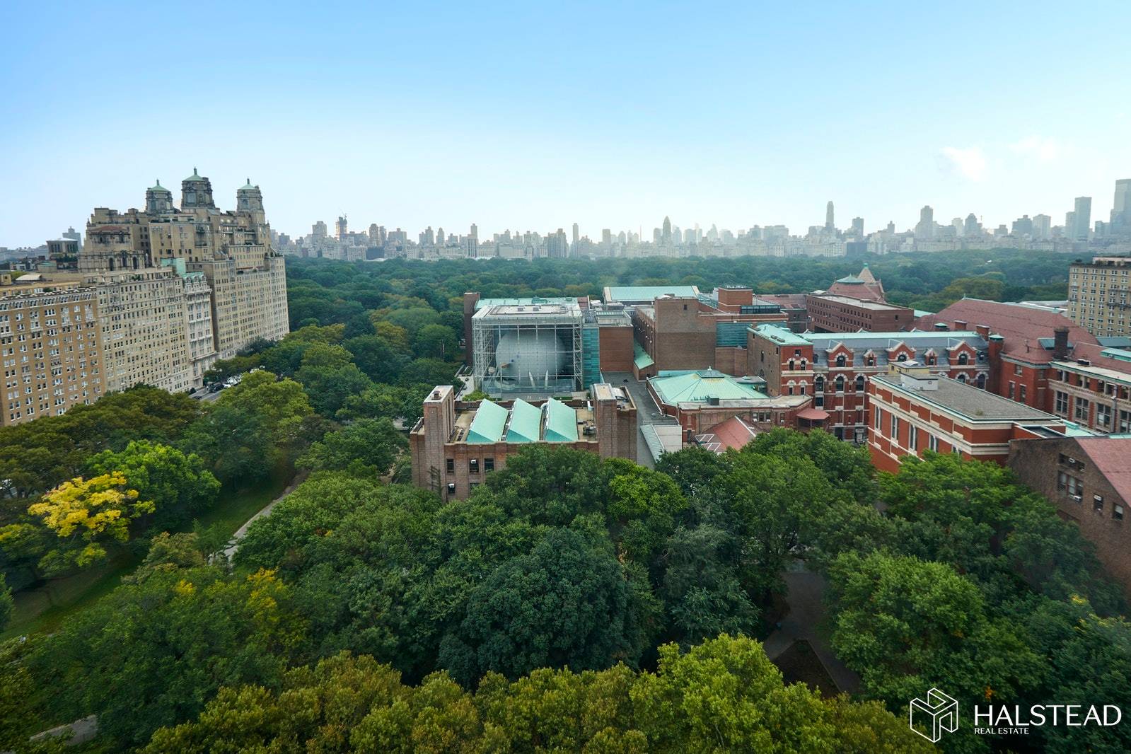 CENTRAL PARK VIEWS CORNER APT Inspiring Panoramic Views from the 21st floor of this one of a kind, updated and massive 2 bedroom, 2 bath home with custom home office ...