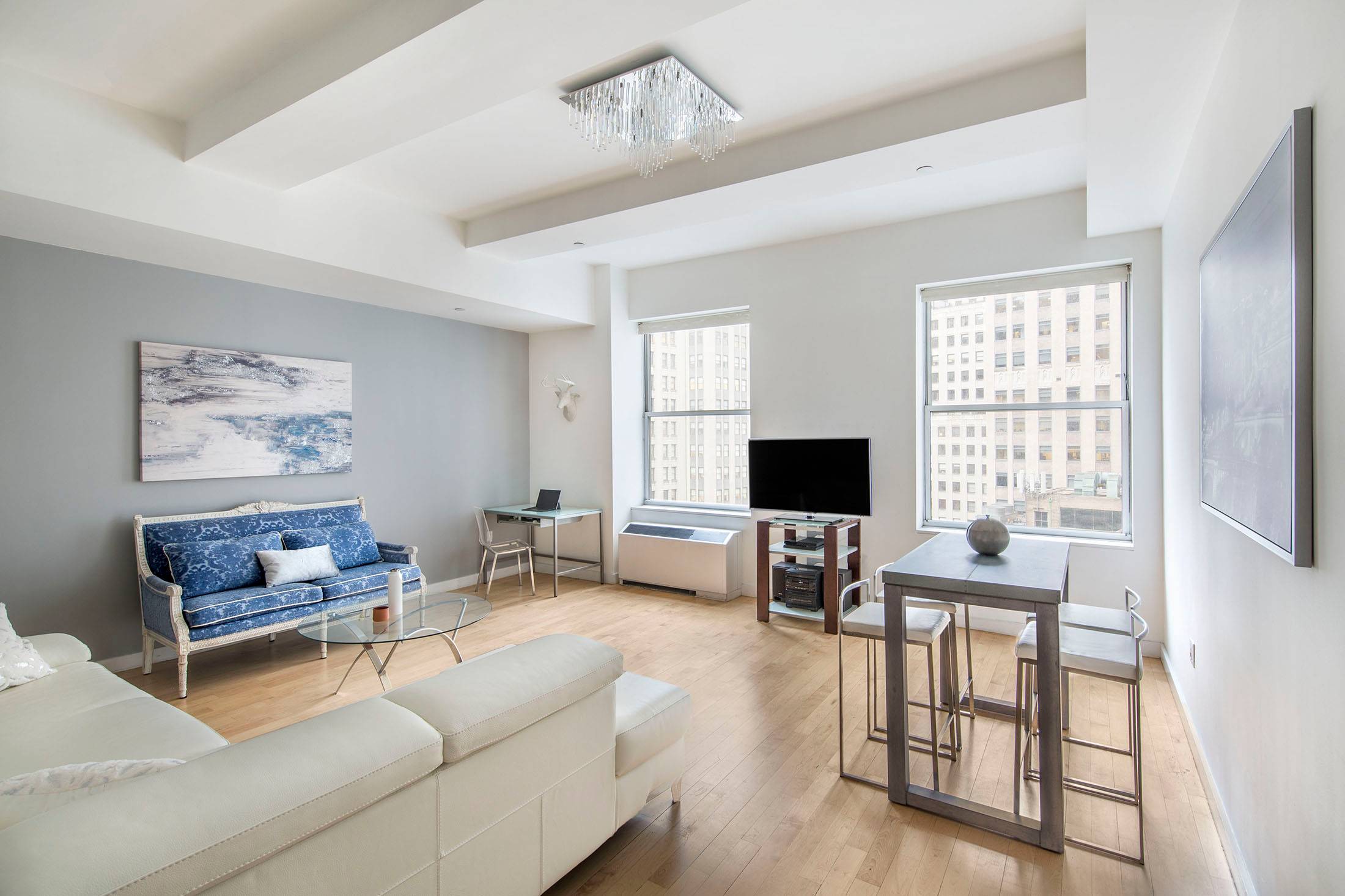 THE LOFT Loft 1802, with its wide open spaces and one of a kind layout, puts traditional cookie cutter apartments to shame.