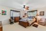 Guest bedroom.