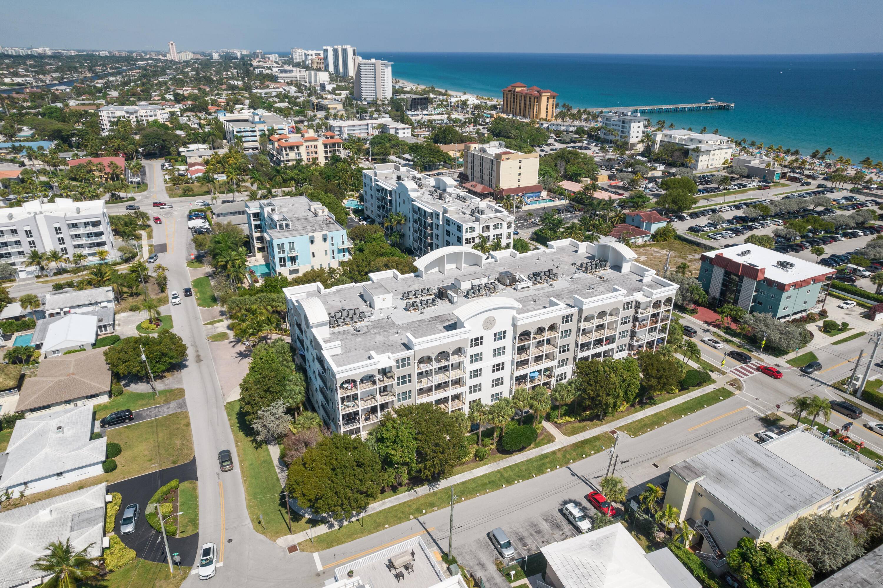 WELCOME TO 1 OCEAN BOULEVARD, A SOPHISTICATED URBAN LIFESTYLE LOCATED ONE BLOCK OFF OF THE FAMOUS DEERFIELD BEACH.