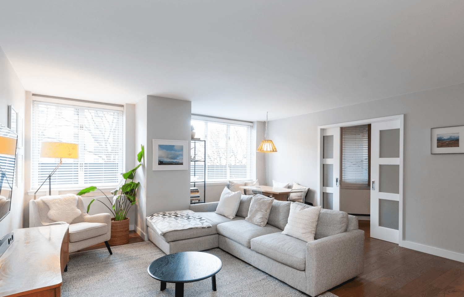 Discover luxury living in this elegant corner unit, boasting a unique layout exclusive to this residence and located within one of Battery Park City's premier condominiums.