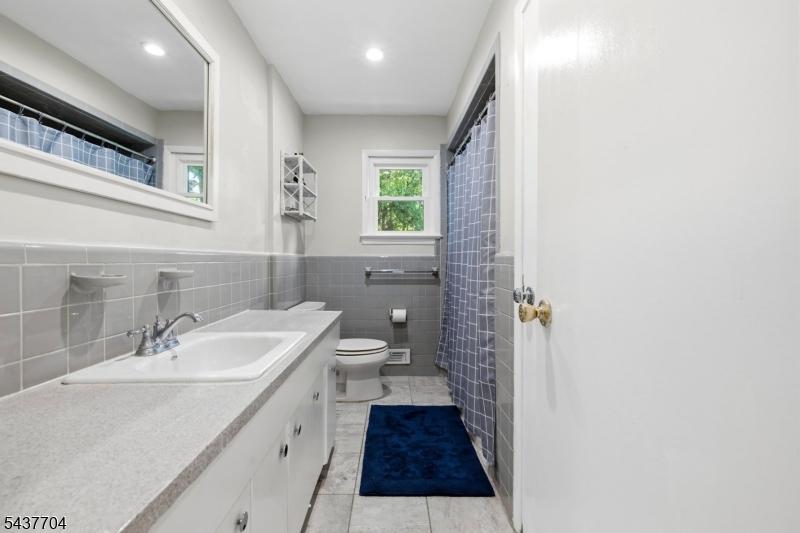 Full Bath