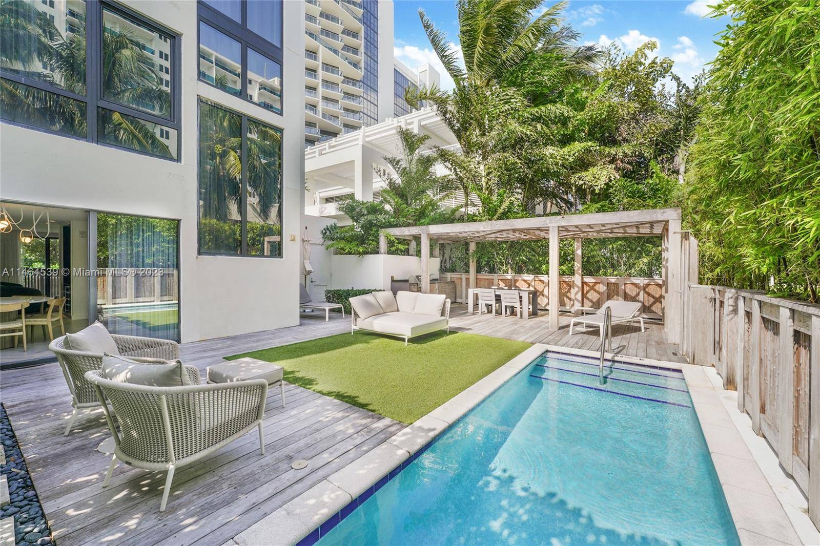 Welcome to Bungalow One nestled in the heart of Miami Beach at the W Hotel !