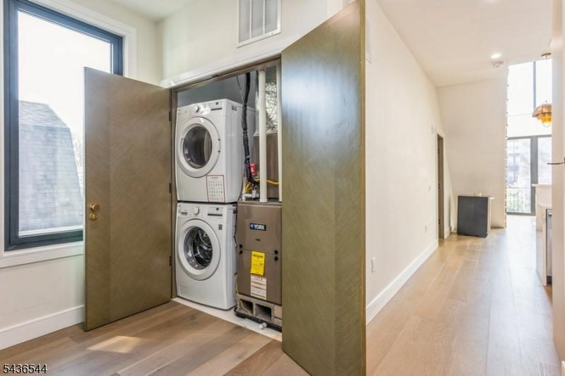 Washer & Dryer