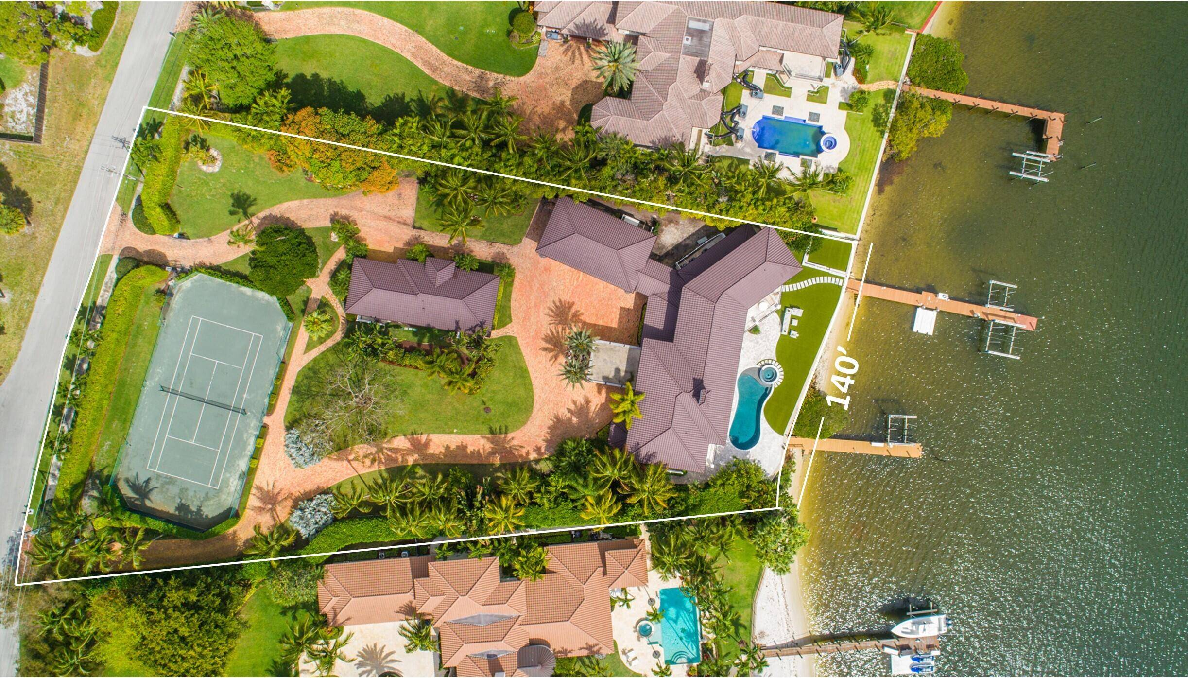 Panoramic River Views of the Loxahatchee River awaits for you.