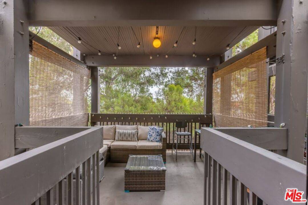 7765  W 91st St 2BR La