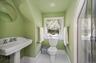 3rd Floor: Ensuite Bathroom