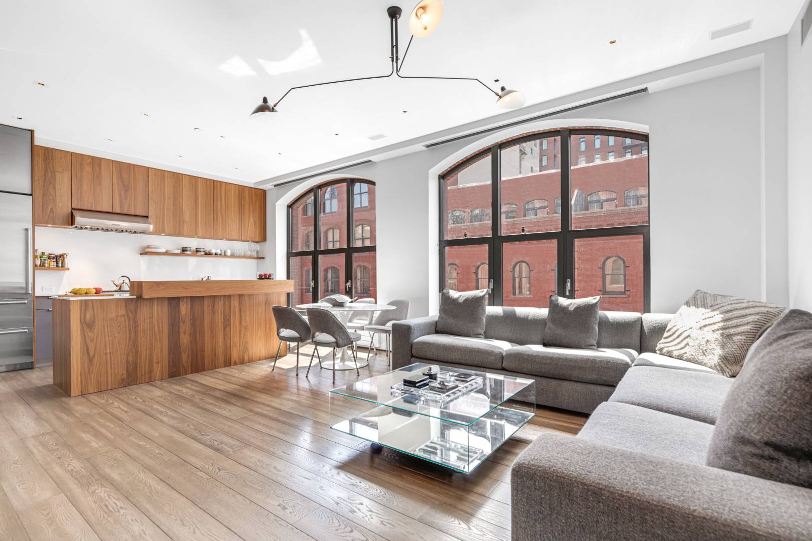 Prime Tribeca Modern Residence Perfectly located on a historic Tribeca block, this modern two bedroom, two bath home boasts custom finishes and upgrades, open concept living, dining, and entertaining, your ...