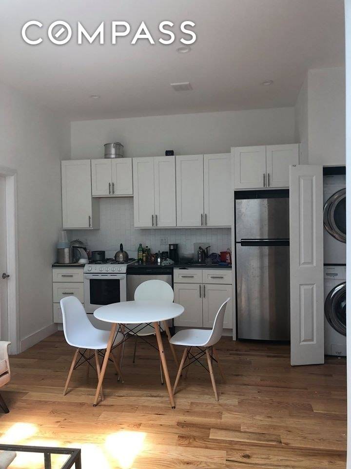Newly renovated ! Large 4 bedroom apartment in a great Bushwick location !