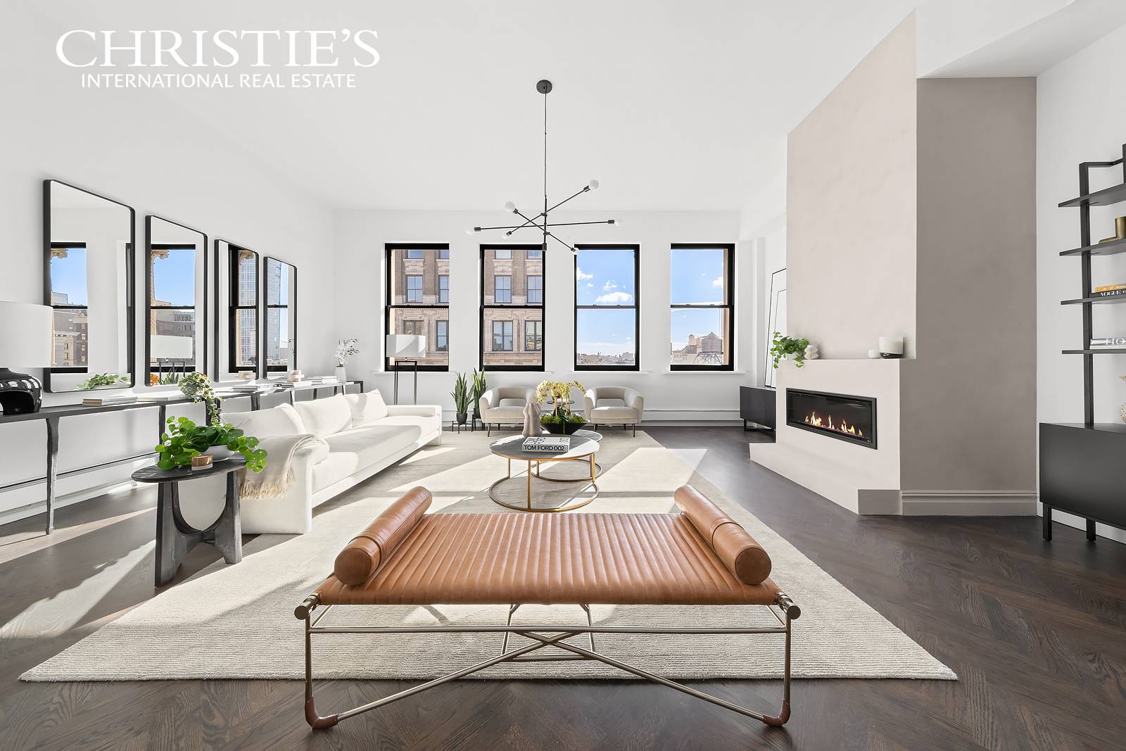 Welcome to Penthouse 8E, a stunningly renovated duplex coming to the market for the first time ever.