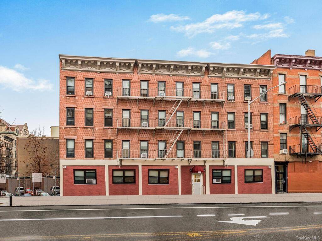 Amazing opportunity to acquire this great deal in a well managed HDFC coop building in Harlem.