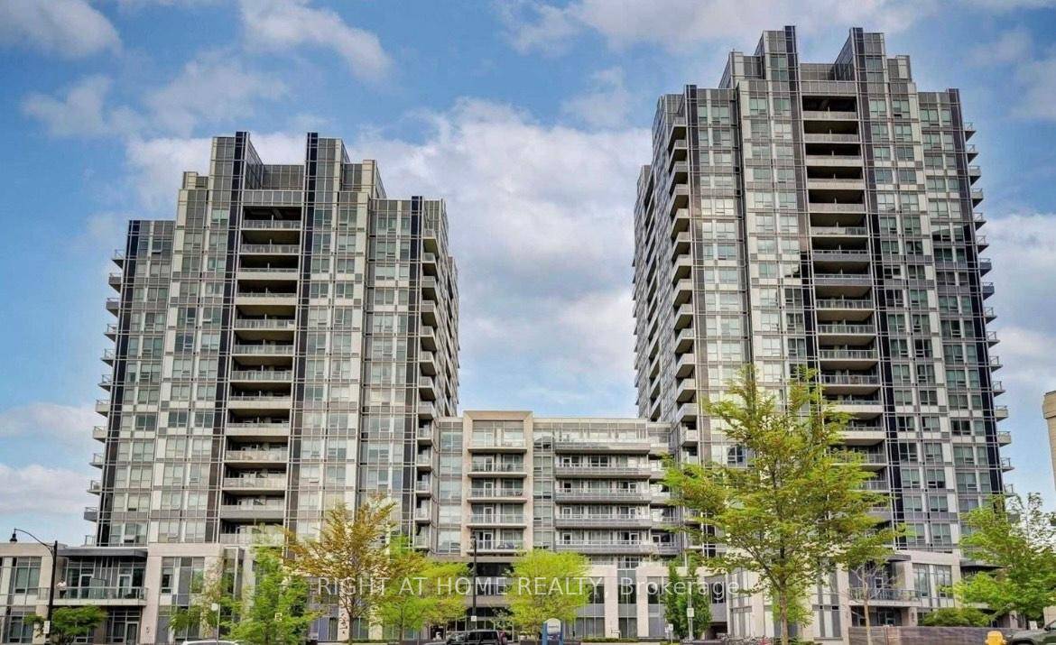 Welcome to luxury living in the heart of North York !
