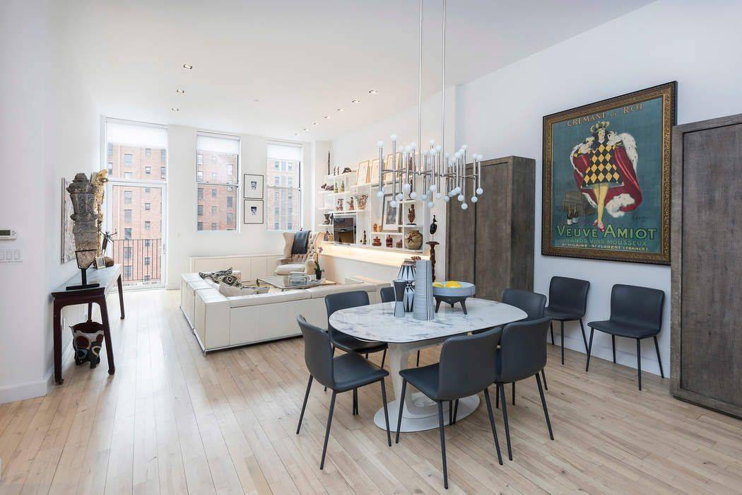 The best unit and layout is now available for the first time since the condominium conversion was completed in 2008.