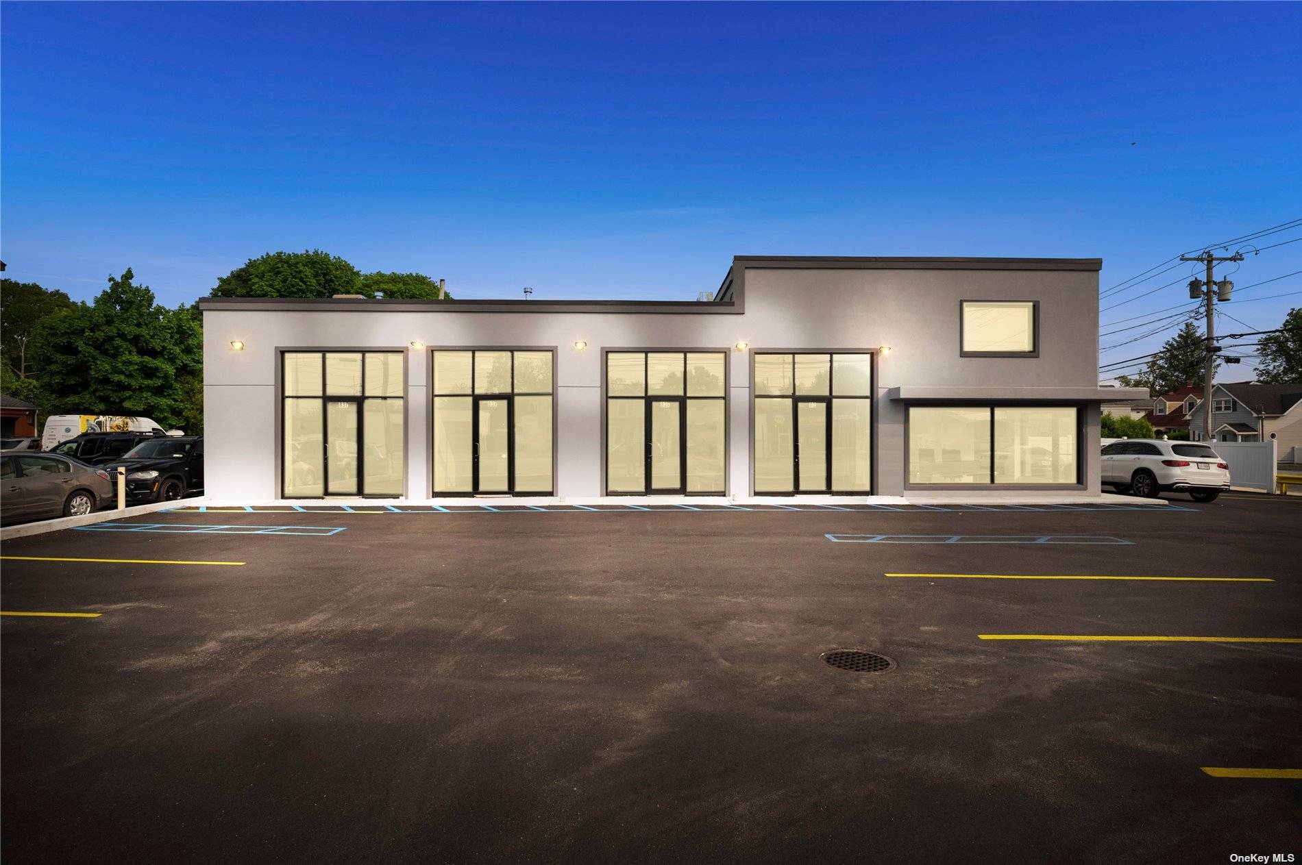 Come check out this huge commercial multi purpose free standing building in Hicksville.