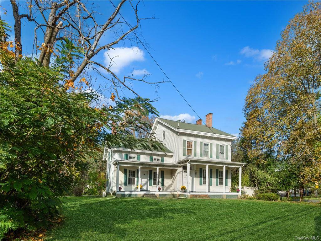 Welcome, Bienvenue, Bienvenido to 53 Spackenckill Rd, a historic home owned in the mid 19th century by W.