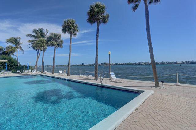 Ocean and intracoastal views from this 8th floor unit.