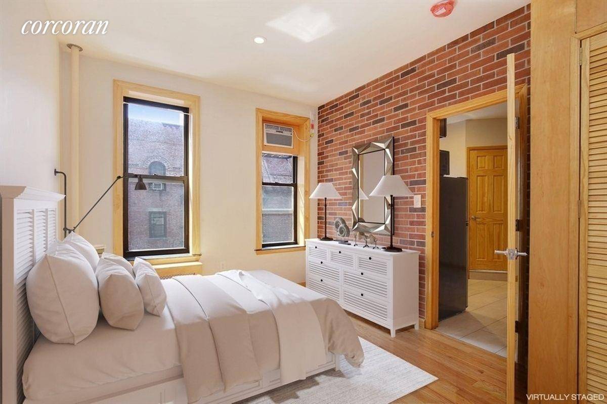 202 MOTT STREET SOHO NOLITA PRIME NOLITA THIS BEAUTIFUL TWO BED WITH A LIVING ROOM LOCATED ON A TREE LINE STREET WITH LARGE ROOMS LOCATED IN A GREAT CLEAN BUILDING ...