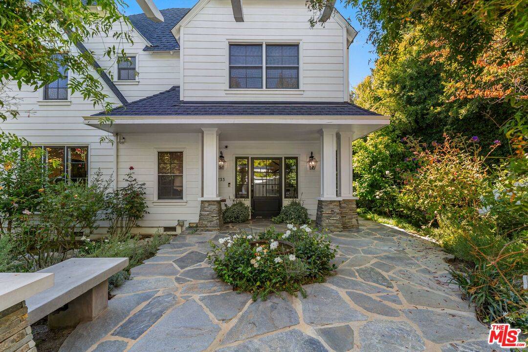 233 S Saltair Ave 4BR Brentwood La