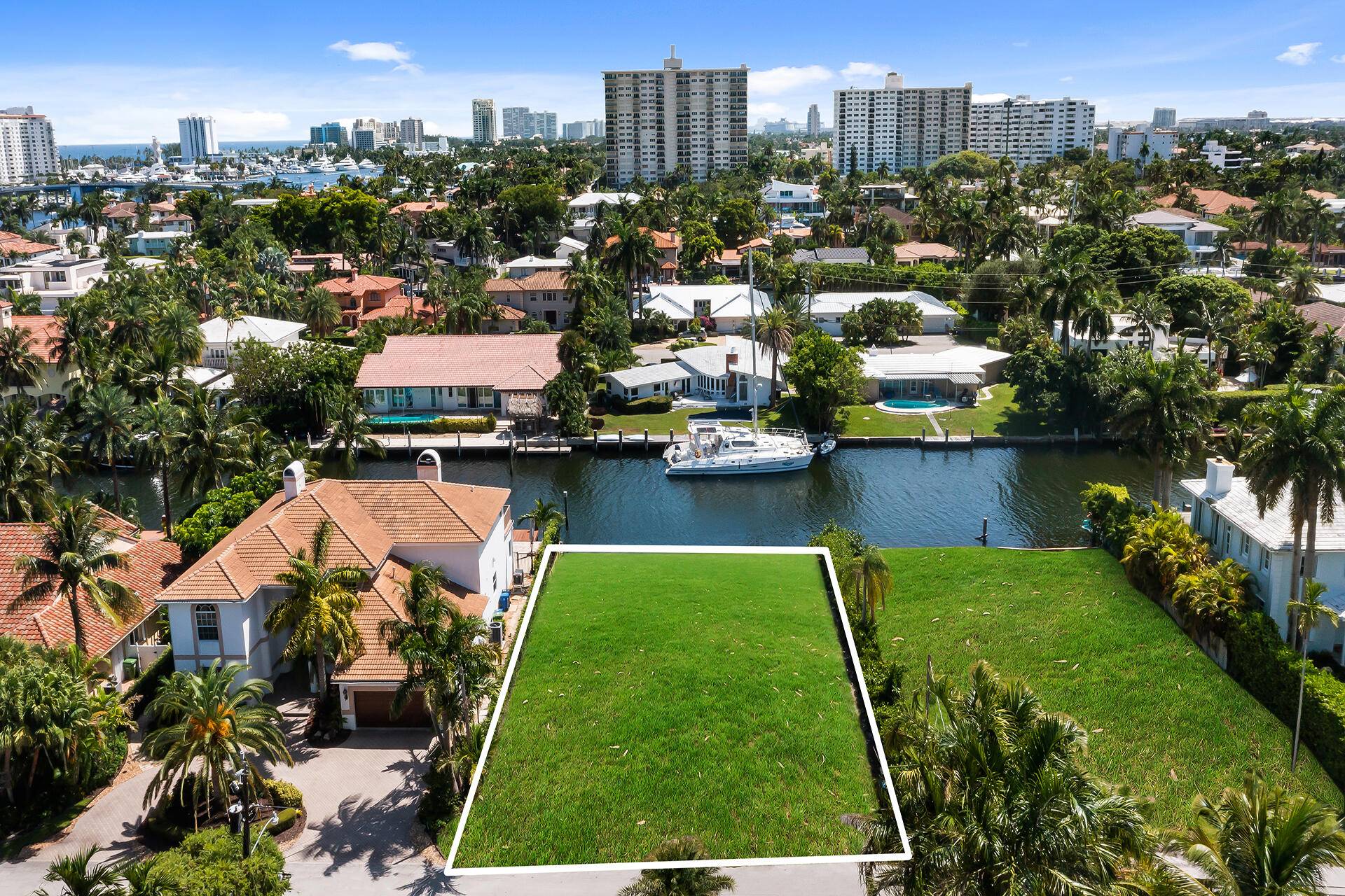 2506 Sea Island Drive is located in the high desirable community of Seven Isles which has a guarded entrance and security whom patrols the community.
