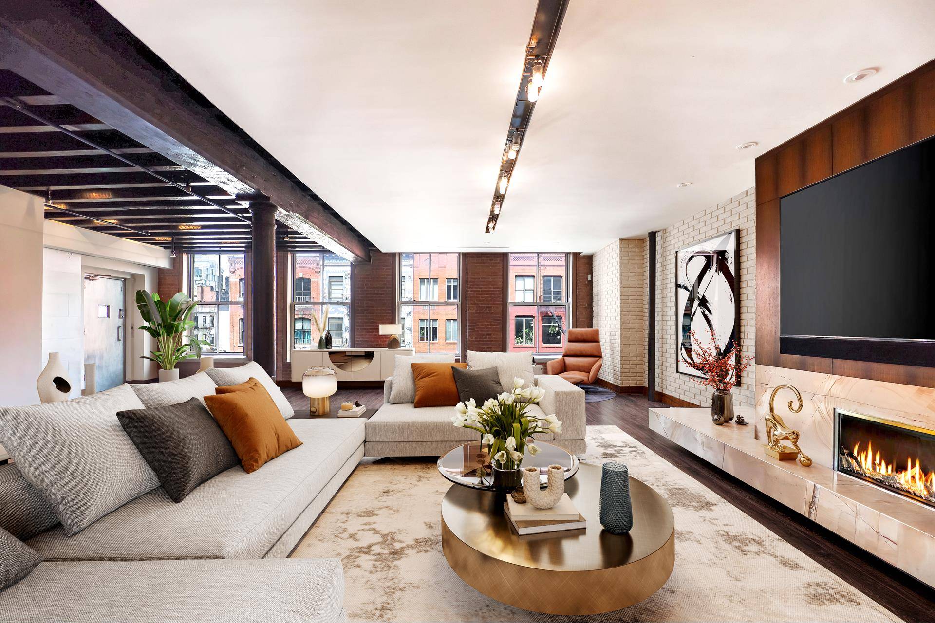 We are thrilled to present this stylish, authentic Soho loft offering privacy and the ultimate Soho lifestyle experience.