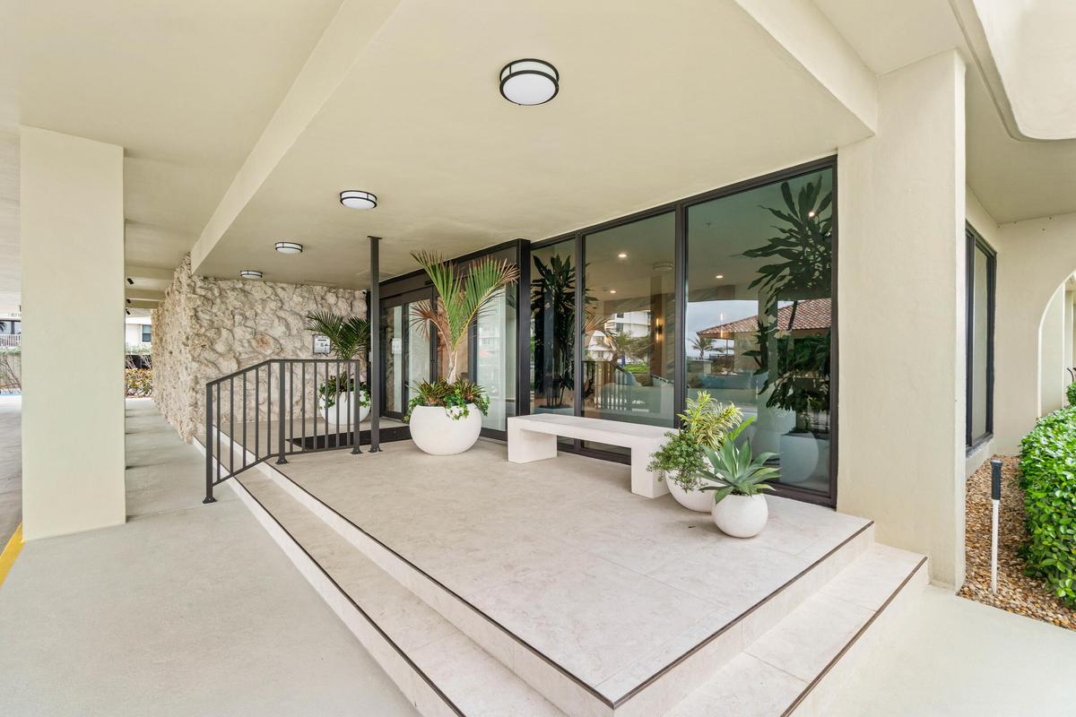 001-5460NorthOceanDrive-5B-SingerIsland-