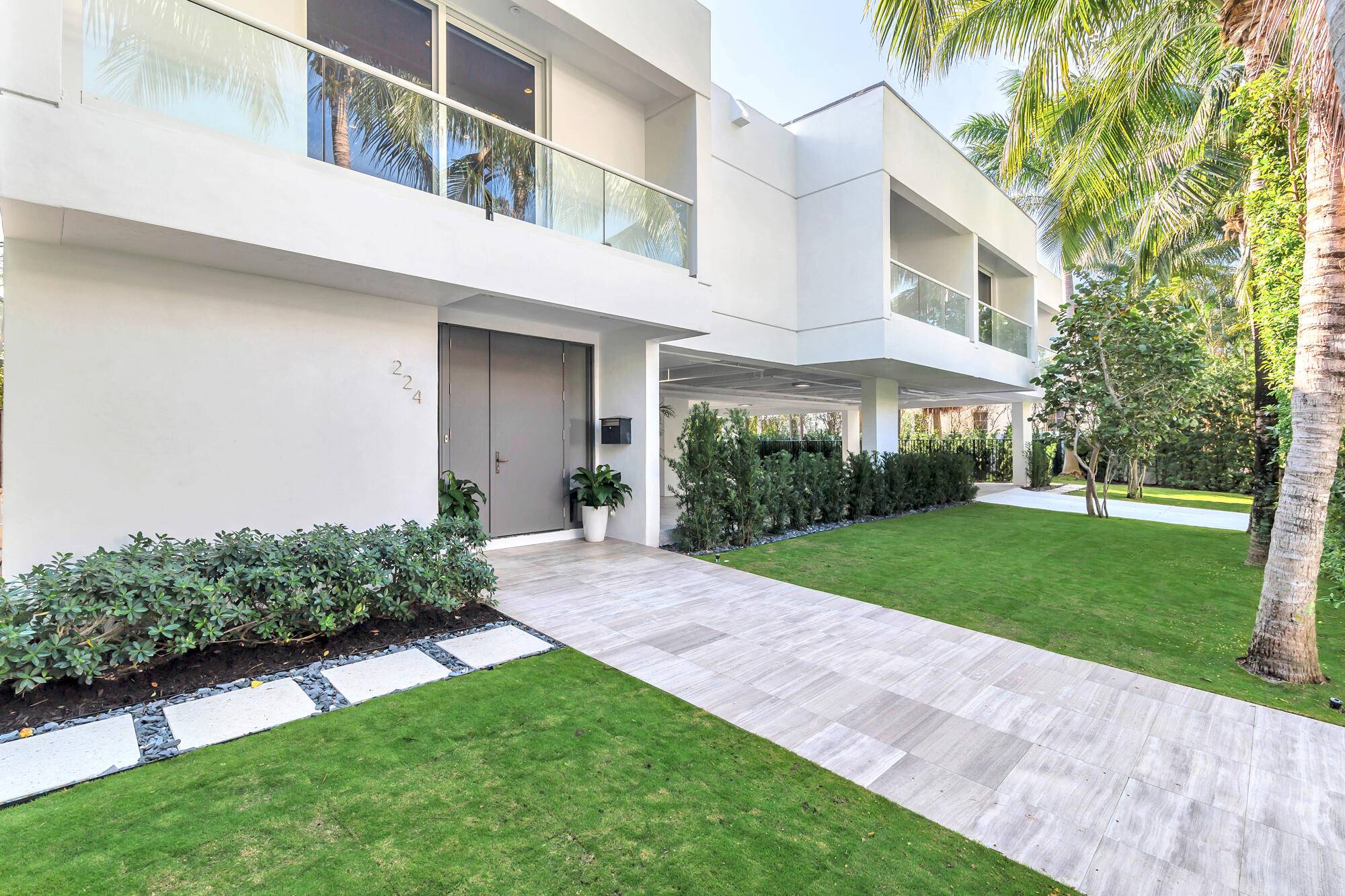 This is a completely renovated contemporary home, and there is really nothing like it in Palm Beach.
