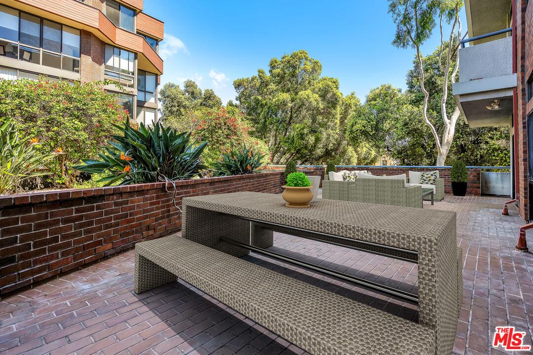 Huge Private Patio