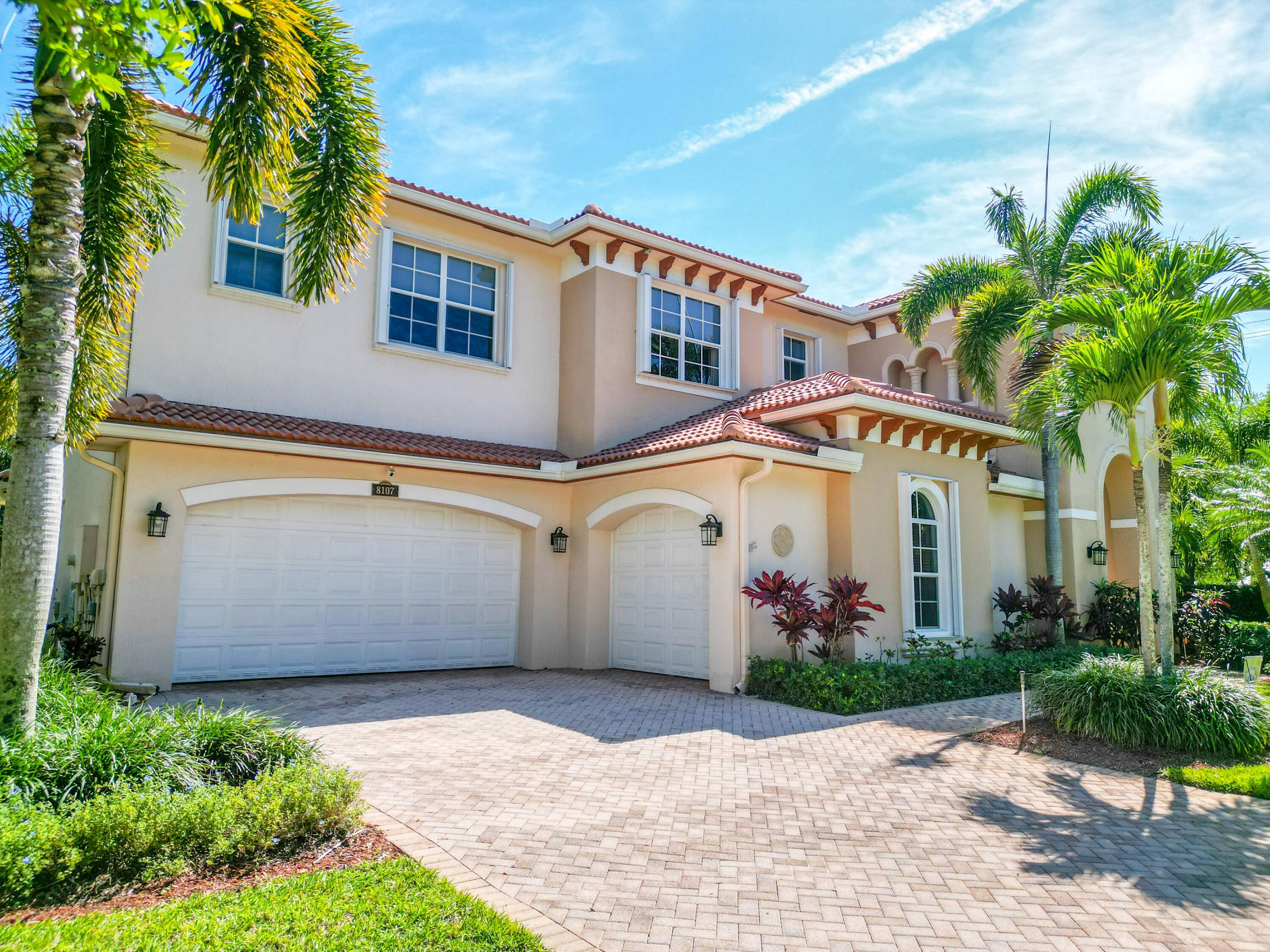 Stunning 6 bedroom 6 bath pool home nestled in the heart of Palm Beach County in West Palm Beach Florida.
