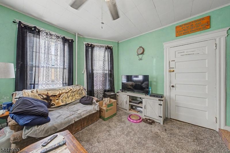 1st floor living room