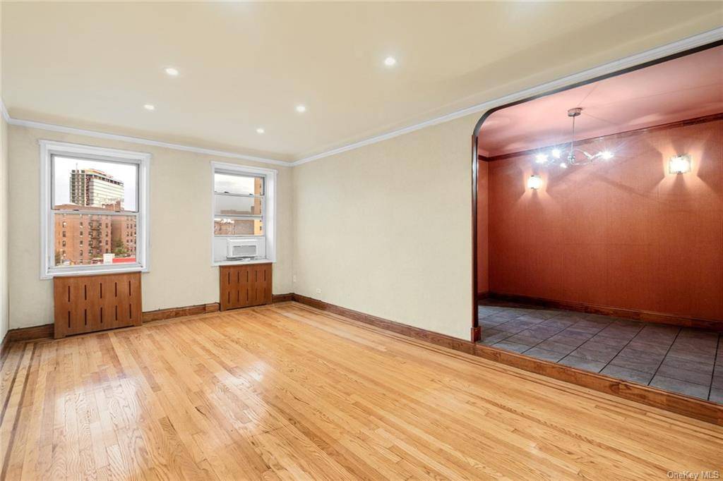 Welcome Home to this massive one bedroom in Rego Park !