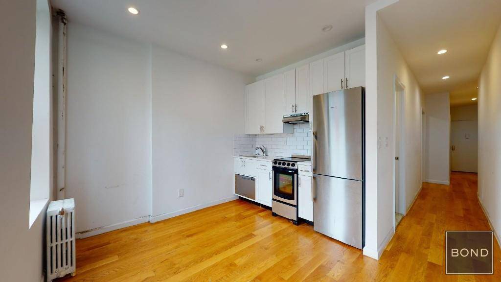 Renovated 3 bedroom apartment in great UES location.