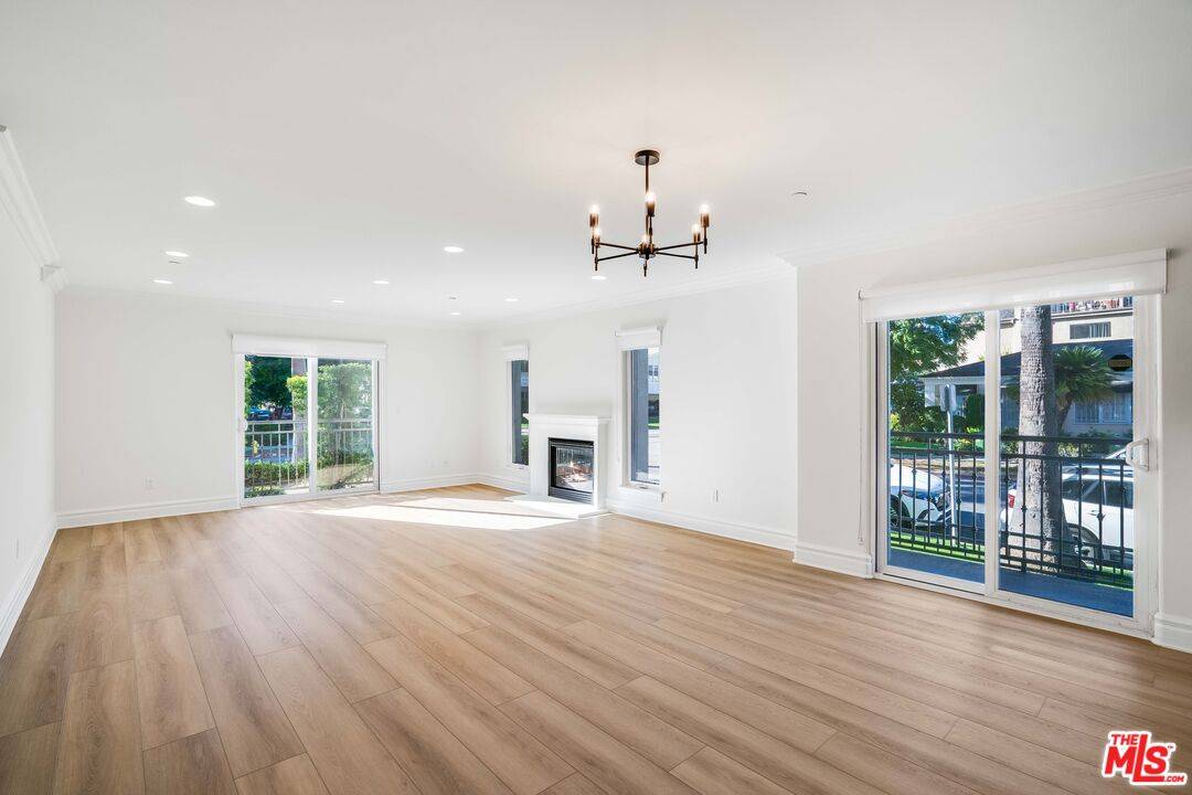 8610 Chalmers Dr 2BR Beverlywood La