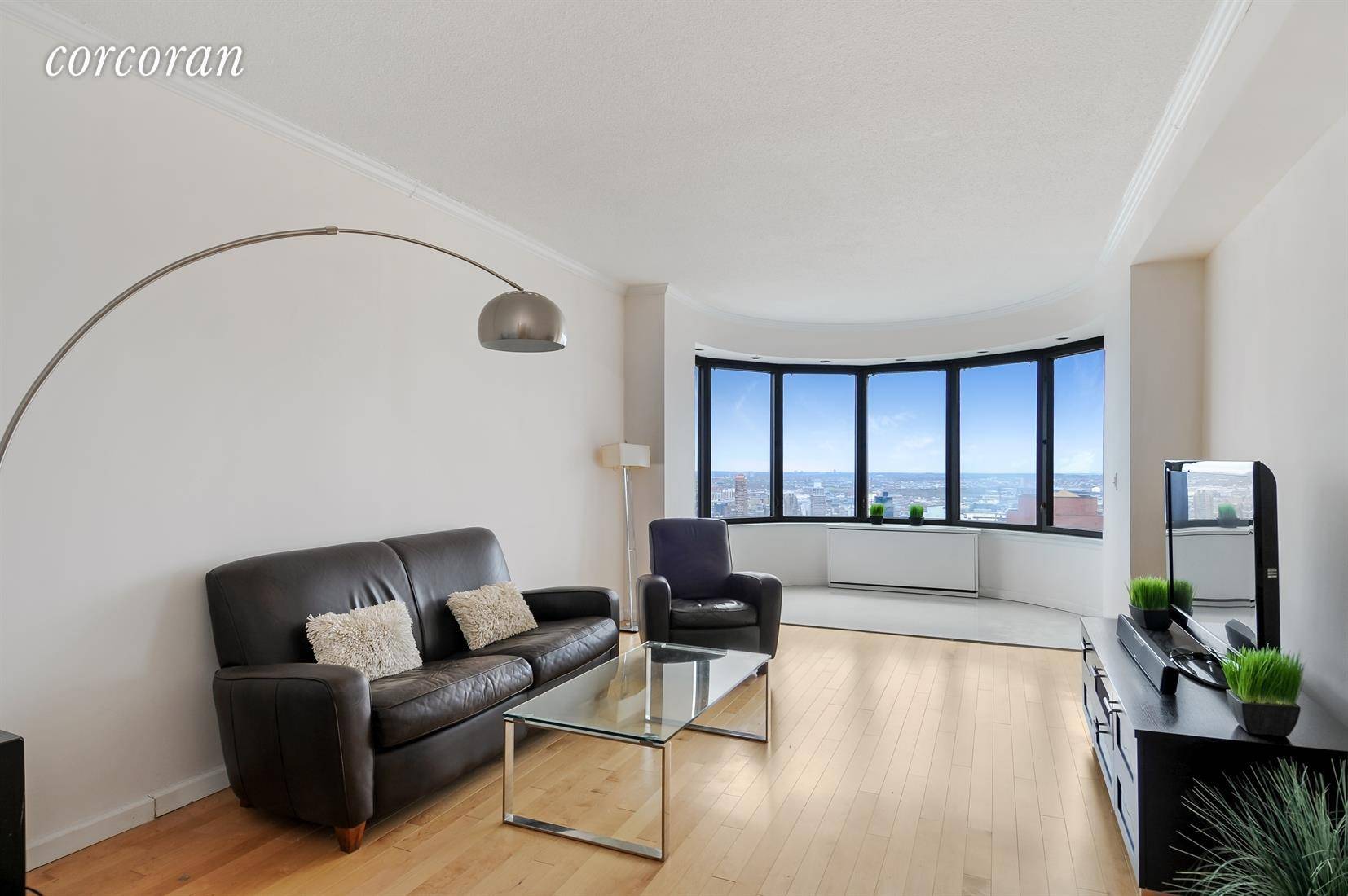 330 E 38th St Apt 51J NY NY 10016 Murray Hill, Corinthian Condominiums Move right into this Spectacular One bedroom, One bathroom Condo with direct unobstructed East River and Manhattan ...