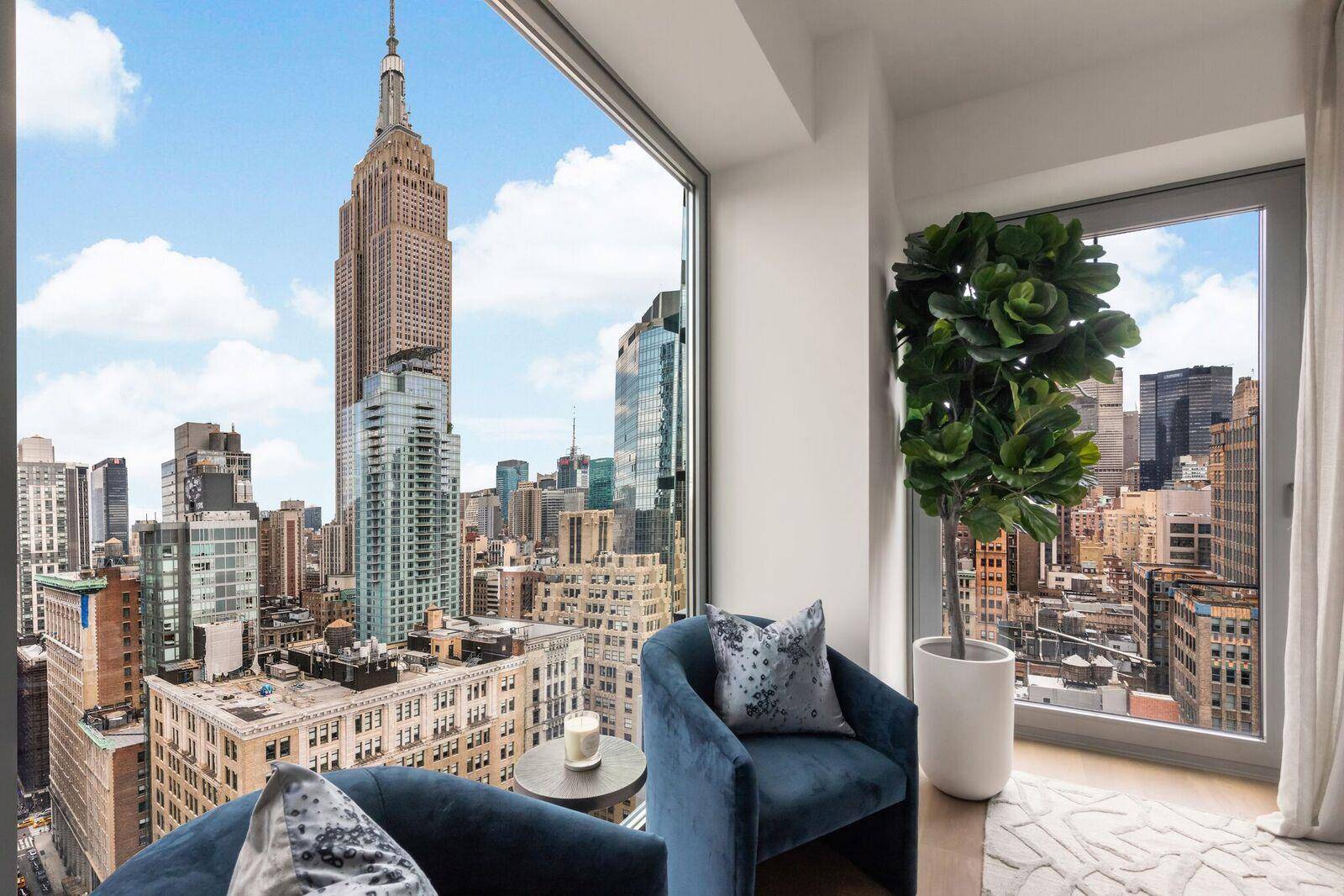 NOW OFFERING 2 YEARS FREE OF COMMON CHARGES Welcome to the Neo Gothic splendor that is 30 East 31 in the historic and trendy NoMad North of Madison Square Park, ...