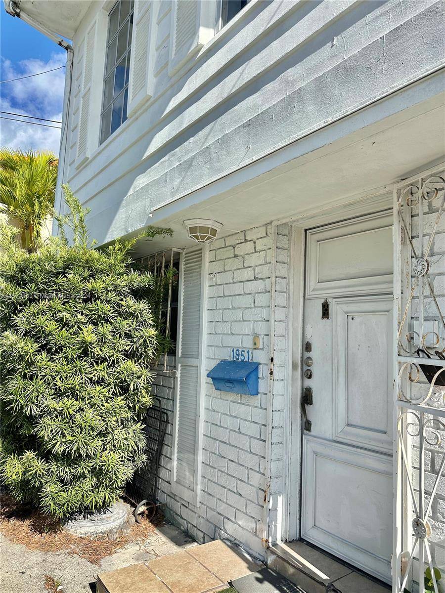 Boater's dream ! ! Townhome with ocean access and NO HOA fees ever !