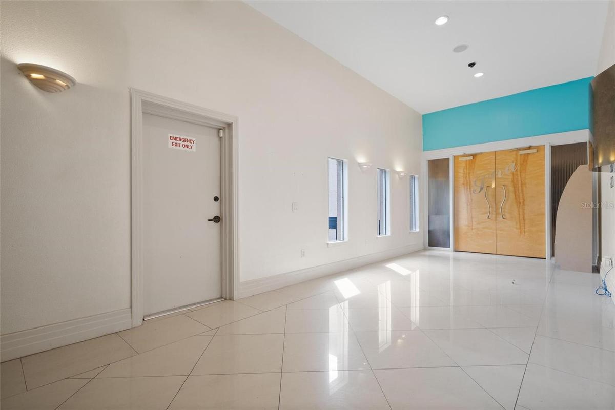 Courtyard Entry