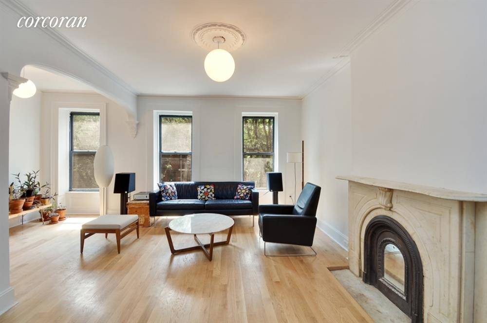 Turn of the Century Contemporary Vibrant Stuyvesant Heights, also known as the historic district of Bedford Stuyvesant, is where youA ll find this 3 bedroom, 2 bathroom architectural gem, residing ...