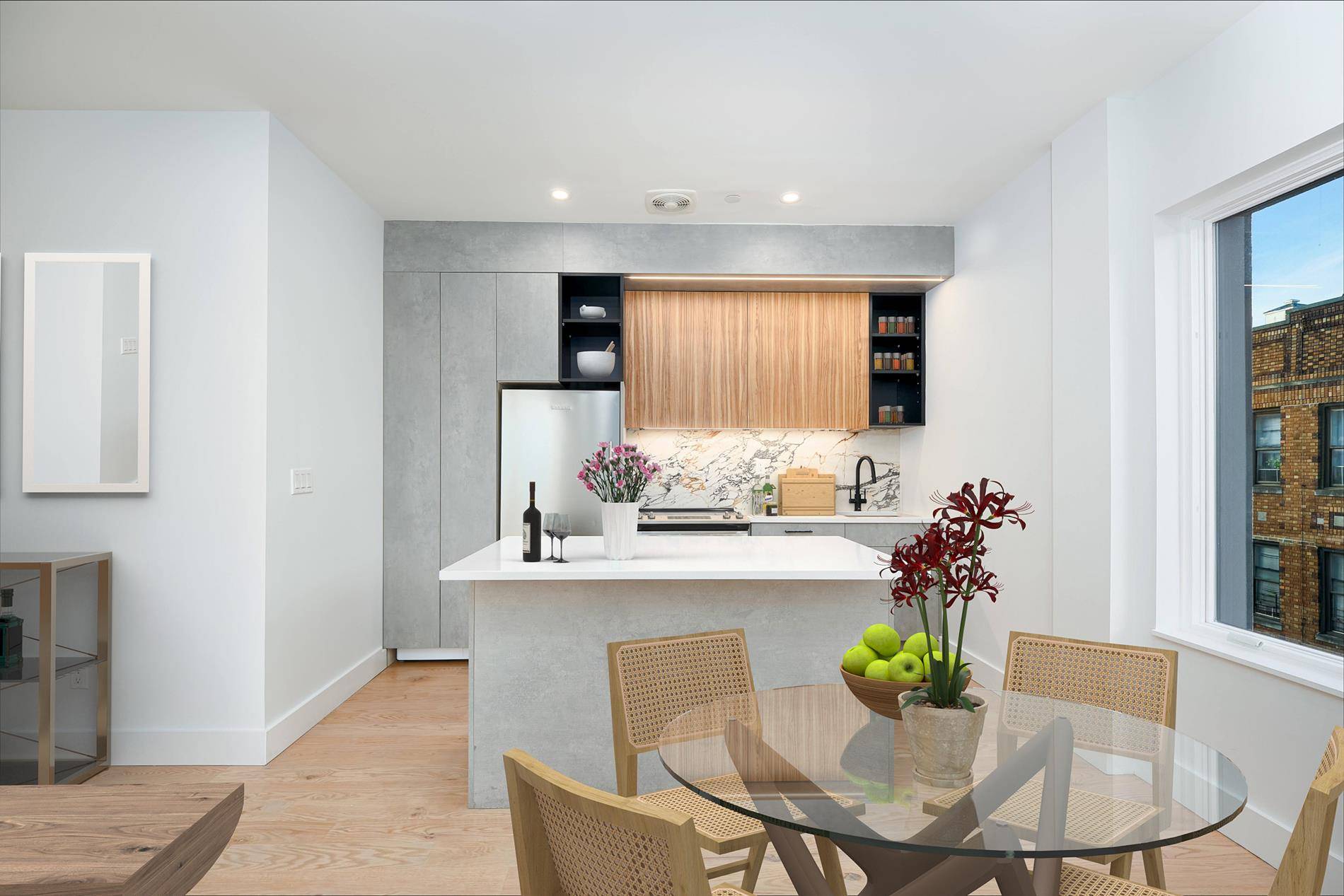 Nestled on a quiet residential street around the corner from Lincoln Terrace Park, this elegant 2 bedroom, 2 bathroom floor through condo offers modern Crown Heights living close to greenspaces, ...