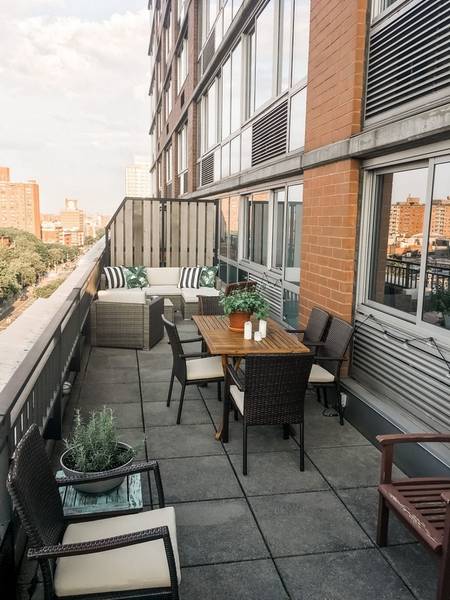One bedroom with Terrace, amazing views, kitchen with stainless steel appliances.
