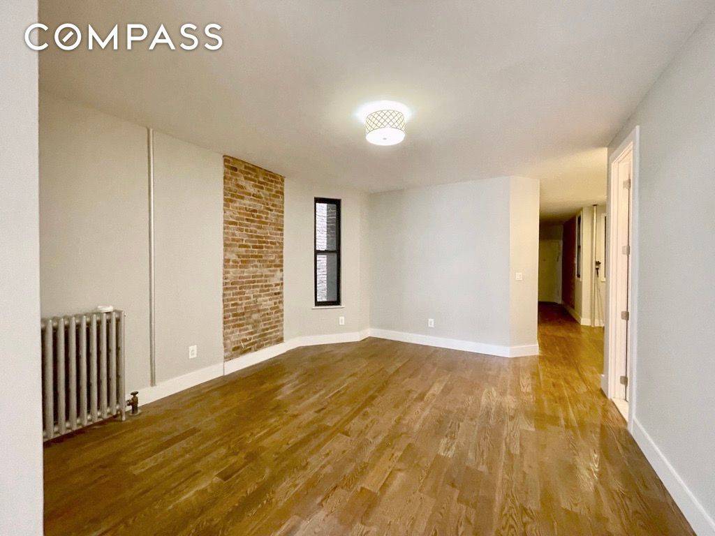 Recently renovated 3 bedroom 2 full bath apartment with high ceilings, hardwood floors and exposed brick walls in a great location on a beautiful street in Stuyvesant Heights Historic District, ...