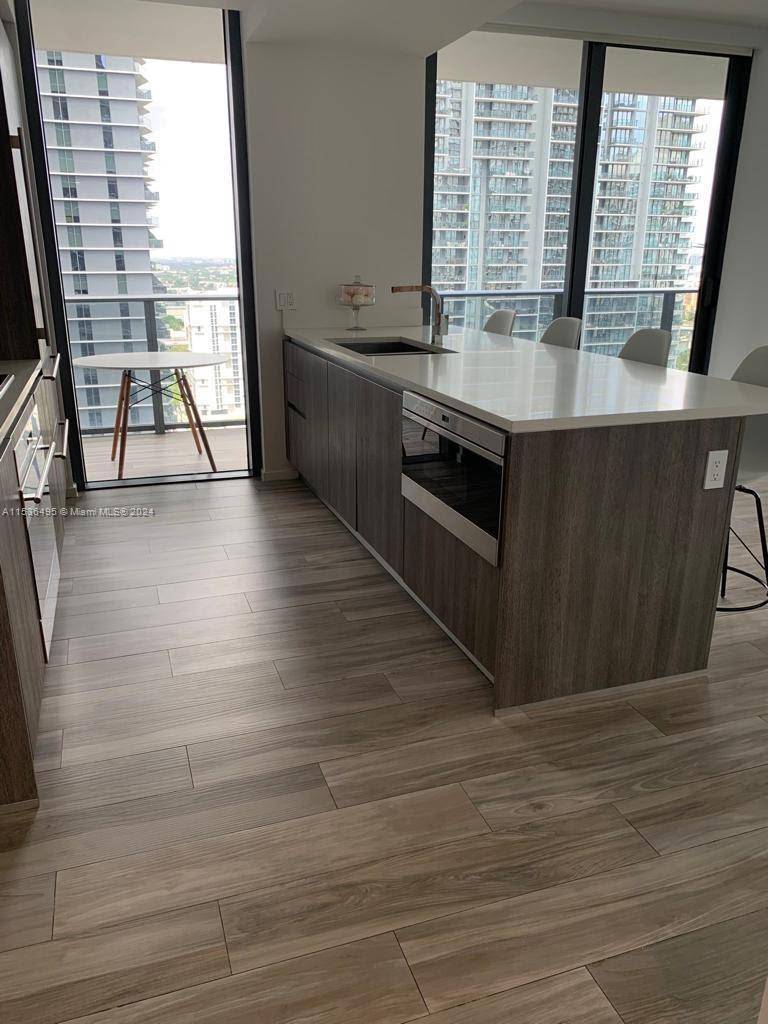 Luxury living in one of the most desired building in Brickell Miami.
