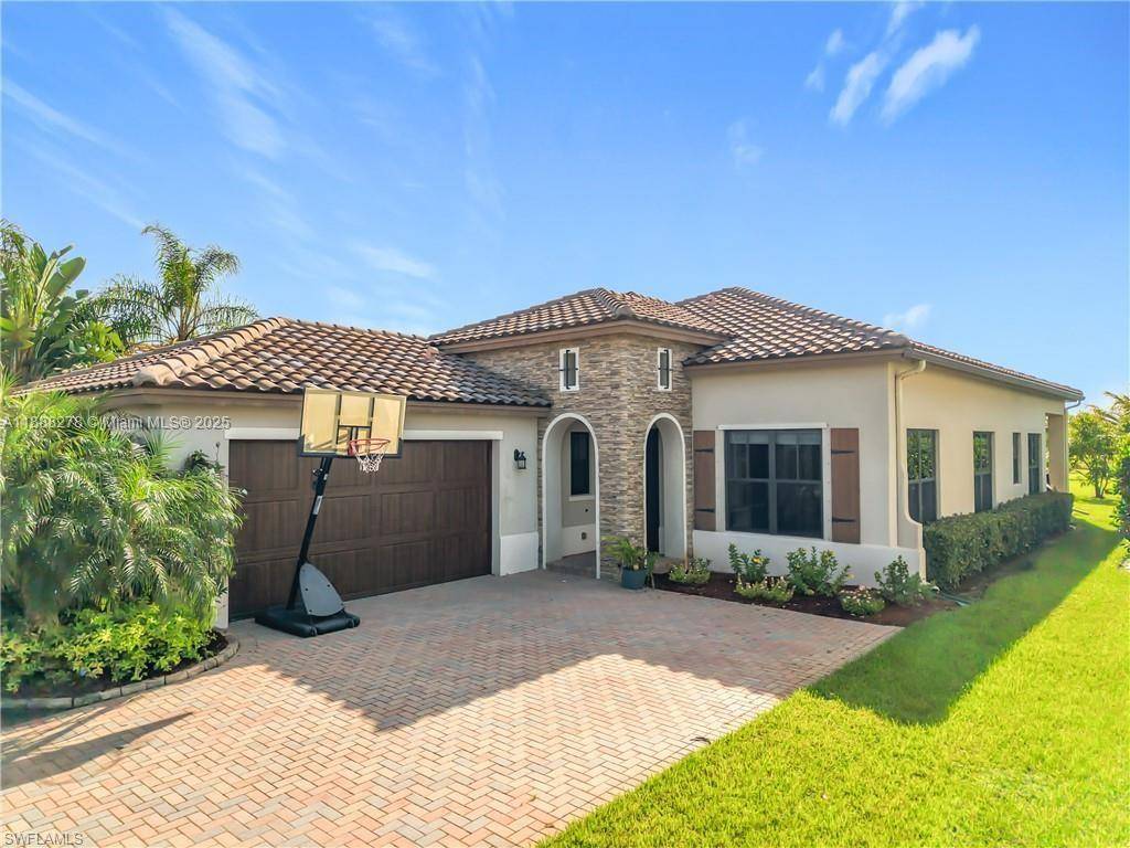 Opportunity to own this Bristol Model in Maple Ridge at a great value !